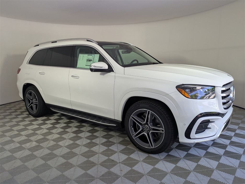 2026 Mercedes-Benz GLS Base's photo