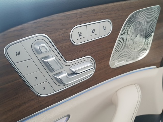 2025 Mercedes Benz GLS 450 4MATIC photo 20