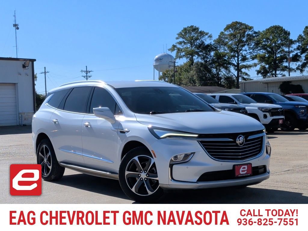 2023 Buick Enclave Premium's photo