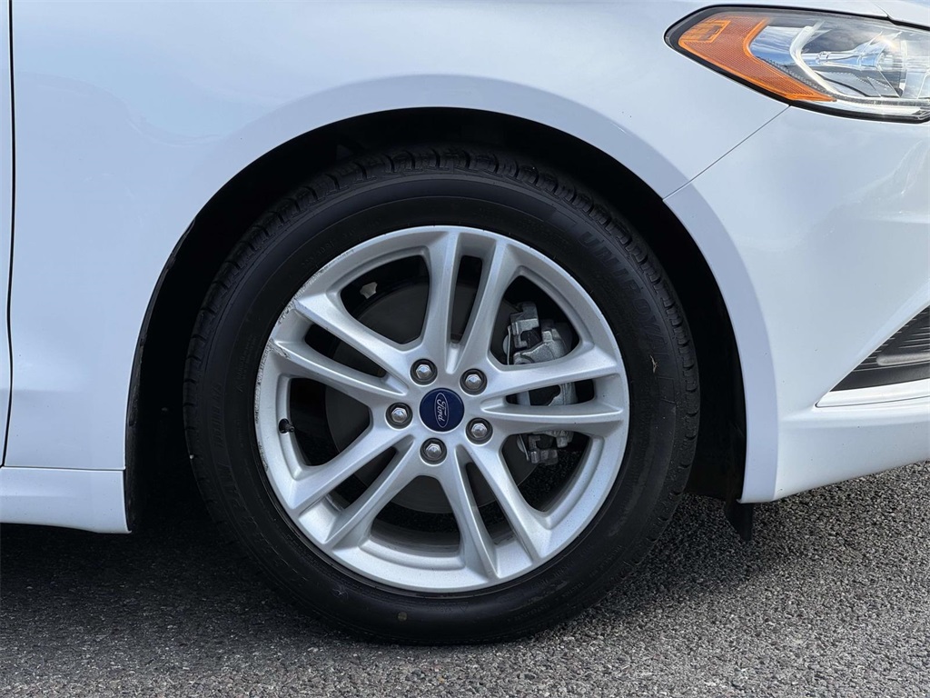 2018 Ford Fusion Hybrid SE photo 11