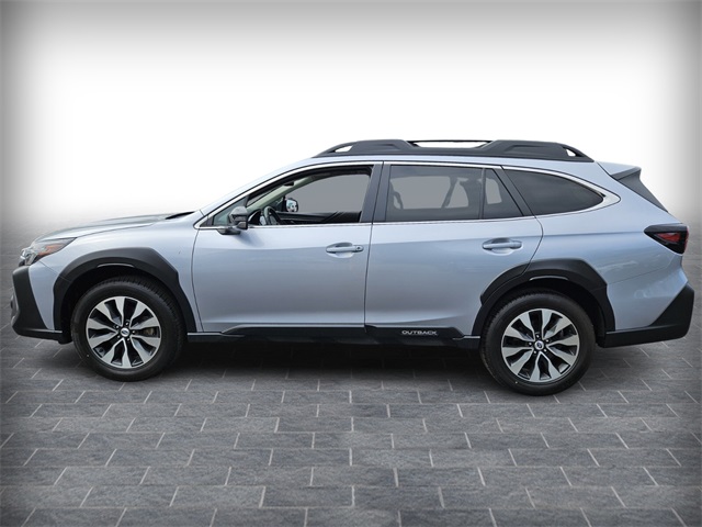 2023 Subaru Outback Limited photo 4