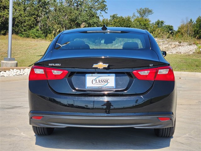 2023 Chevrolet Malibu 1LT photo 6