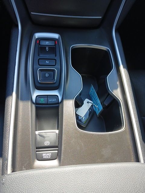 2022 Honda Accord Sport 2.0T photo 19