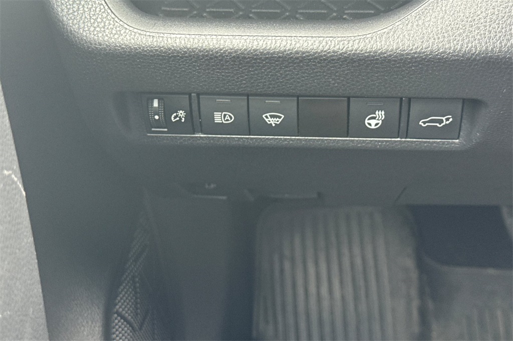 2022 Toyota RAV4 Hybrid SE photo 31