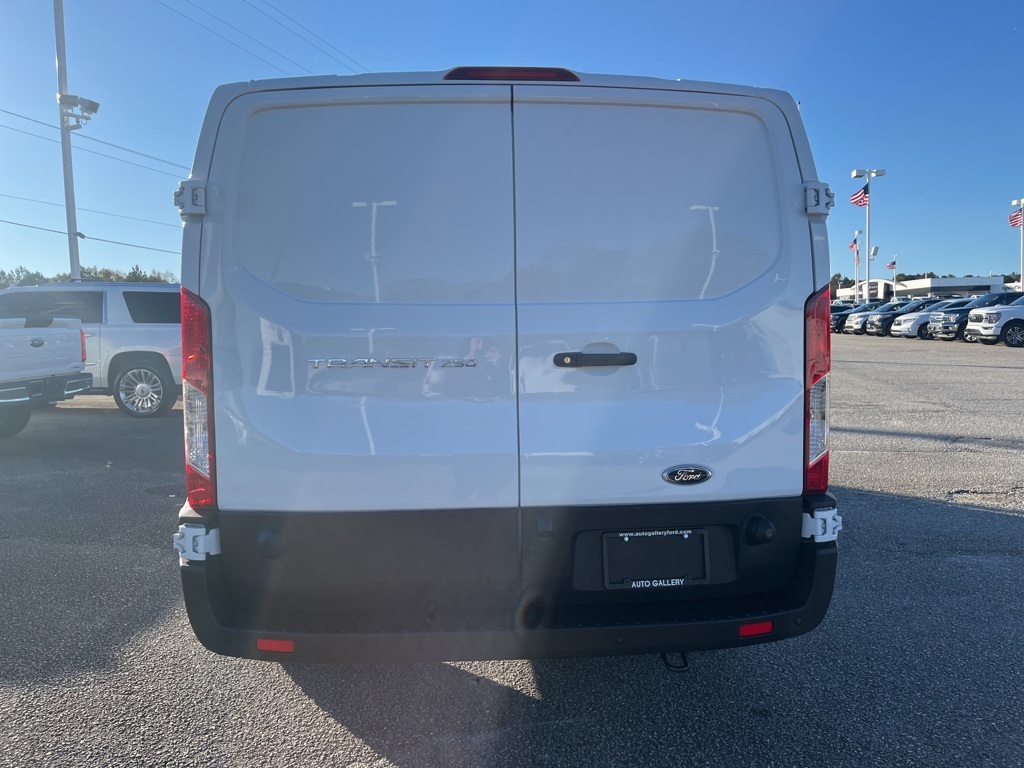 2024 Ford Transit Cargo Van photo 4