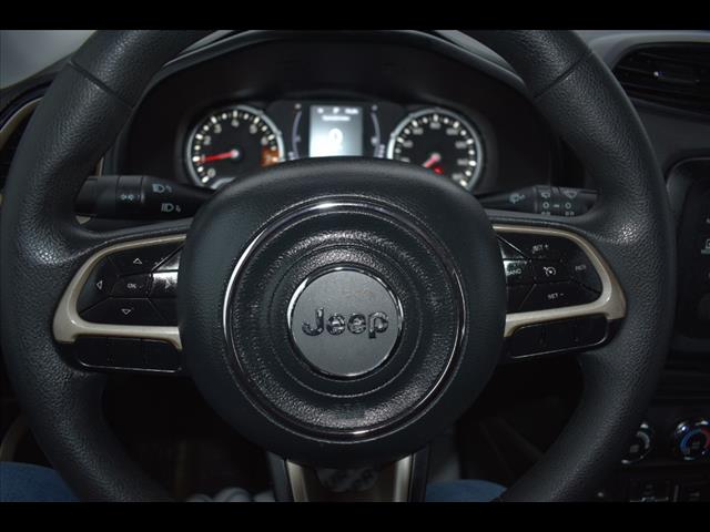 2017 Jeep Renegade Sport photo 14