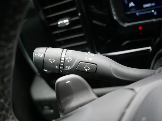 2024 Chevrolet Silverado 1500 RST photo 17
