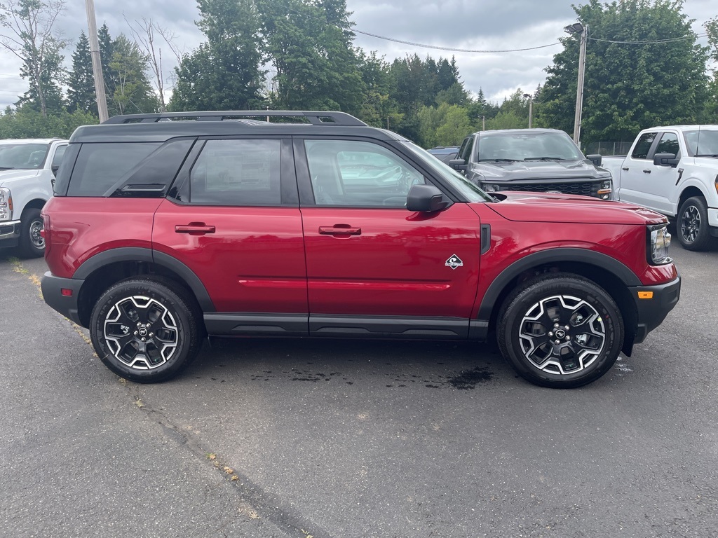 2025 Ford Bronco Sport Outer Banks photo 4