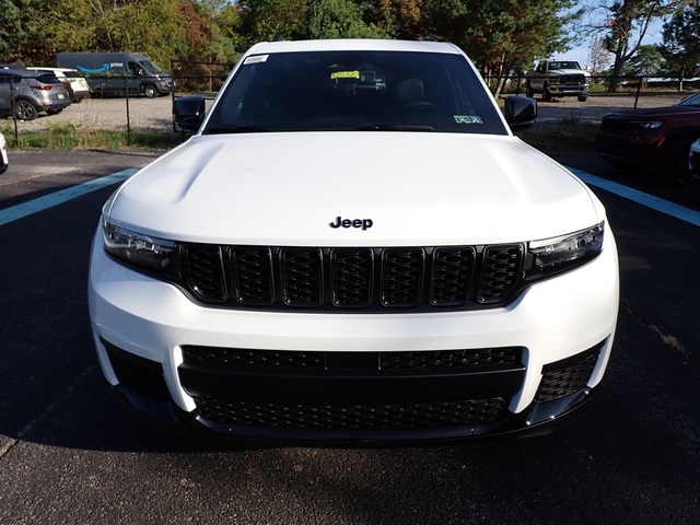 2025 Jeep Grand Cherokee Altitude X photo 7