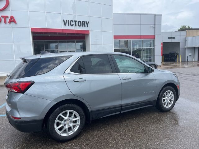 2024 Chevrolet Equinox LT photo 4