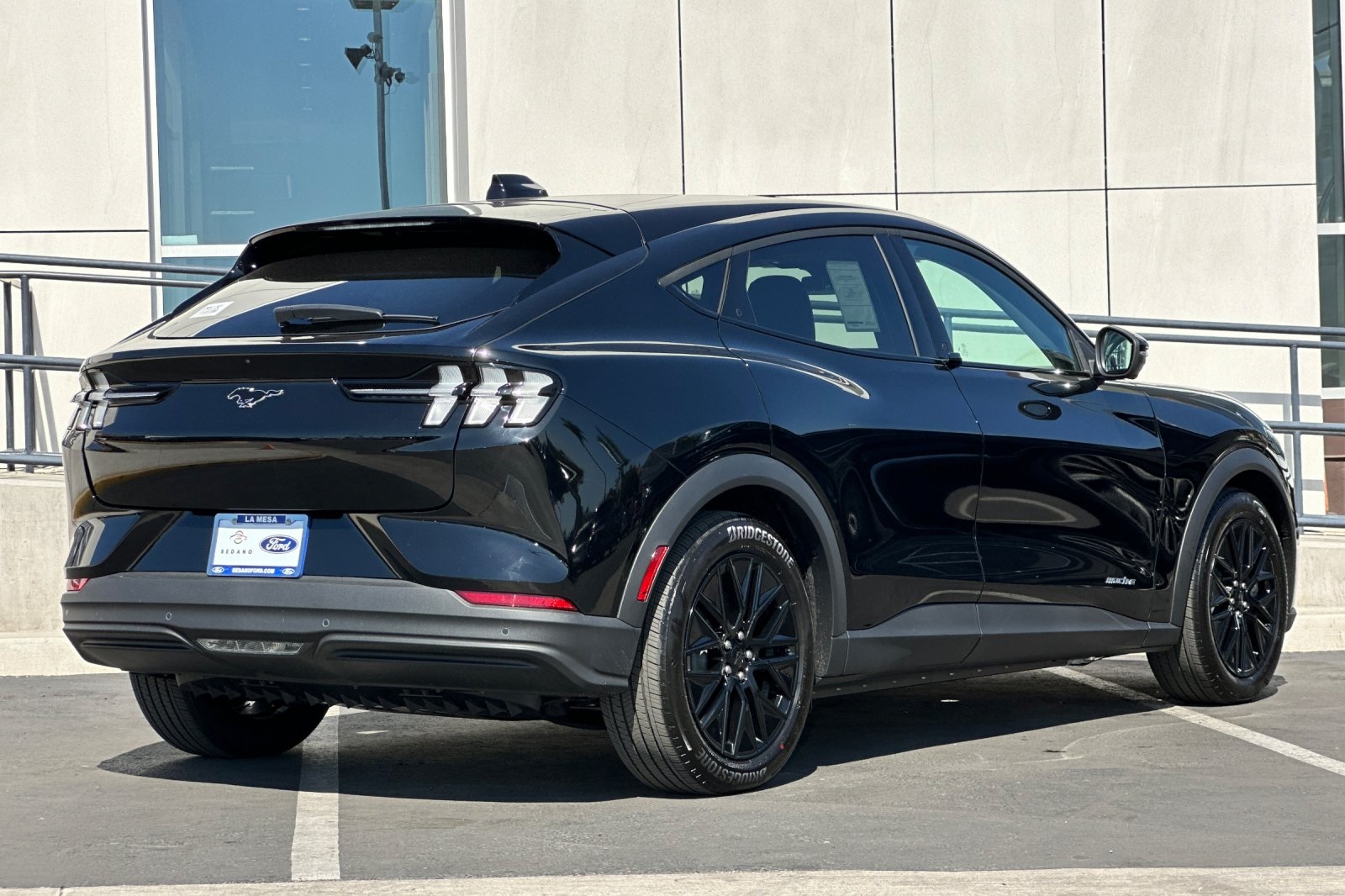 2025 Ford Mustang Mach-E Select photo 3