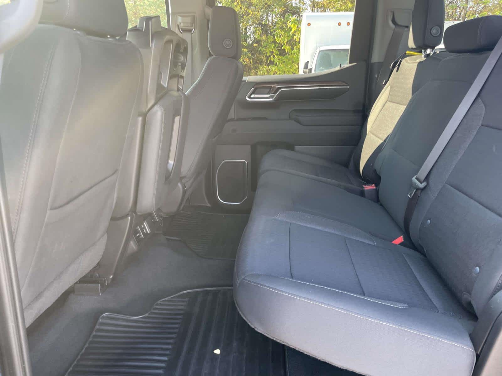 2023 Chevrolet Silverado 1500 LT photo 12