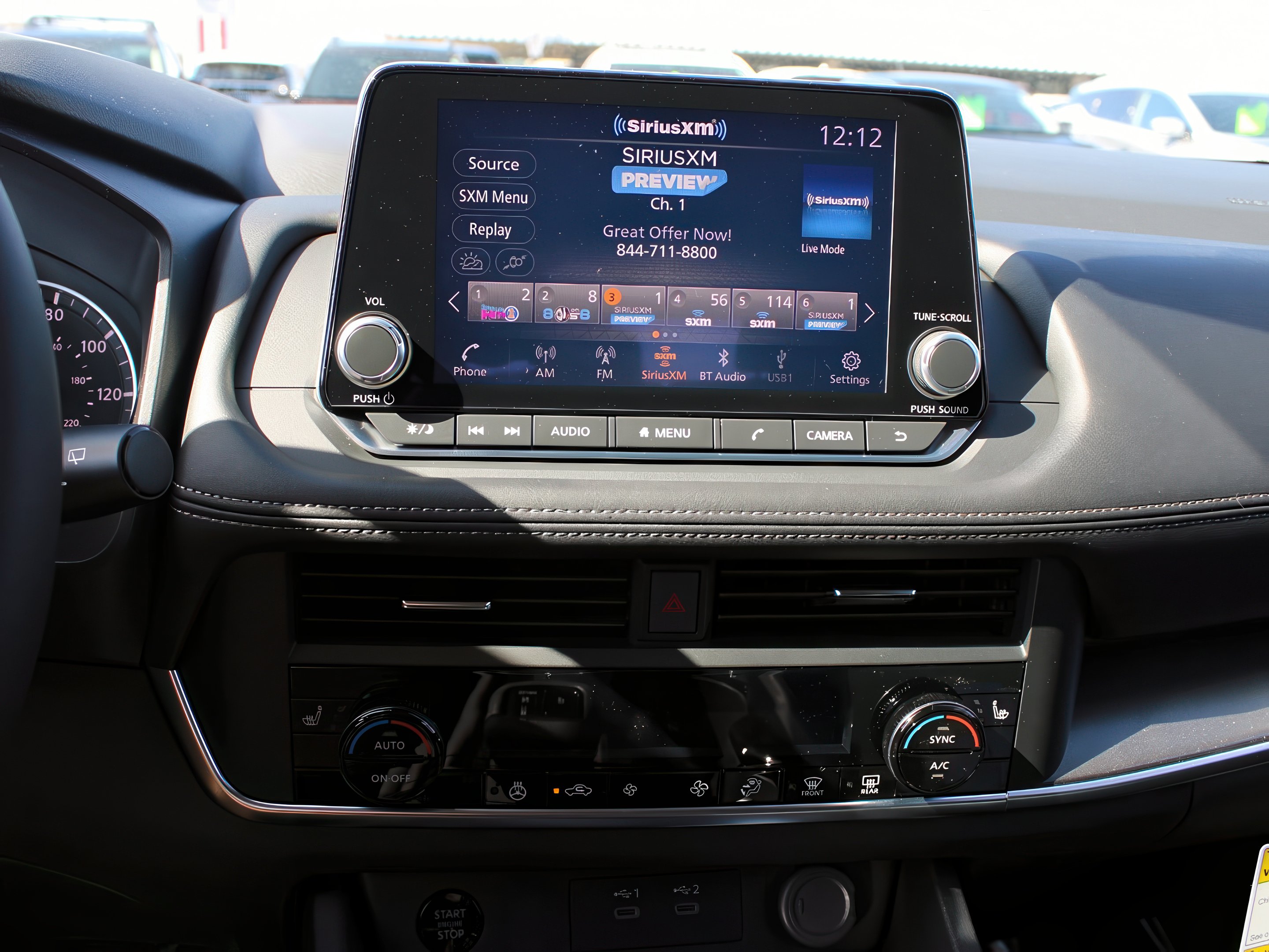 2025 Nissan Rogue SV photo 18