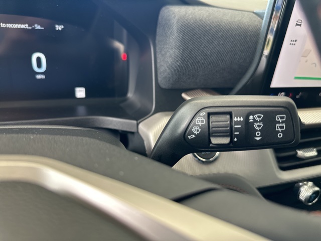 2025 Ford Explorer photo 18