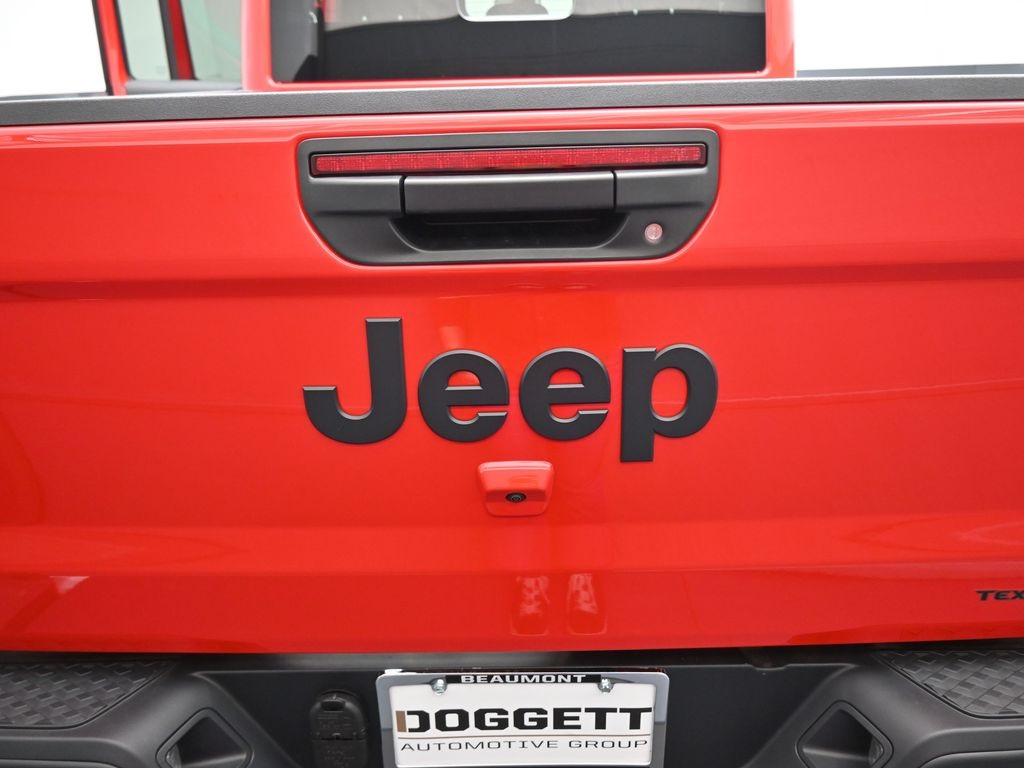 2025 Jeep Gladiator Sport photo 23