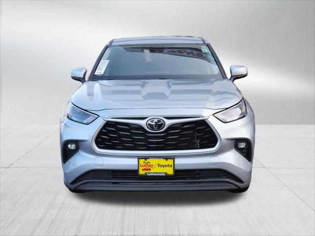 Certified 2024 Toyota Highlander LE with VIN 5TDKDRBH2RS555045 for sale in Golden Valley, Minnesota