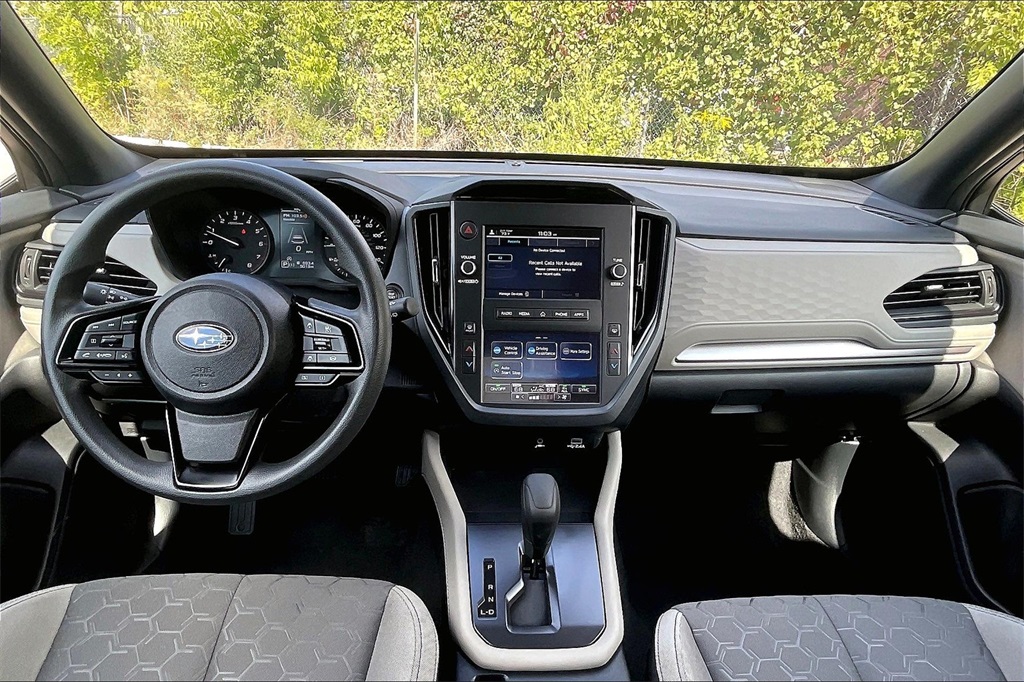 2025 Subaru Forester Base photo 15