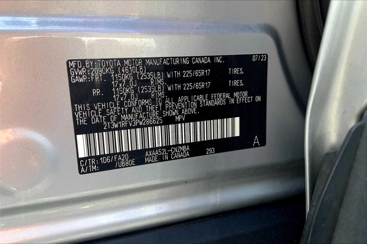 2023 Toyota RAV4 XLE photo 30