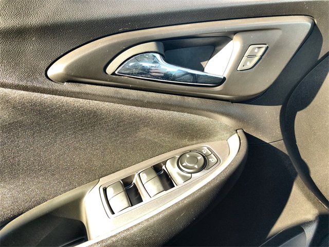 2024 Chevrolet Malibu LS photo 4