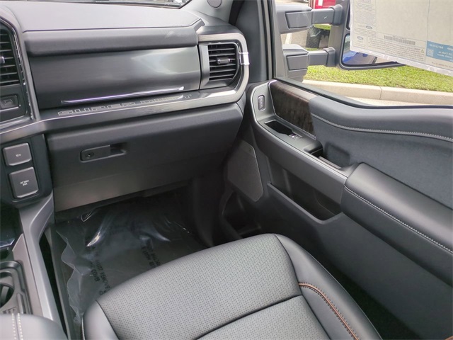 2026 Ford F-350 Lariat photo 16