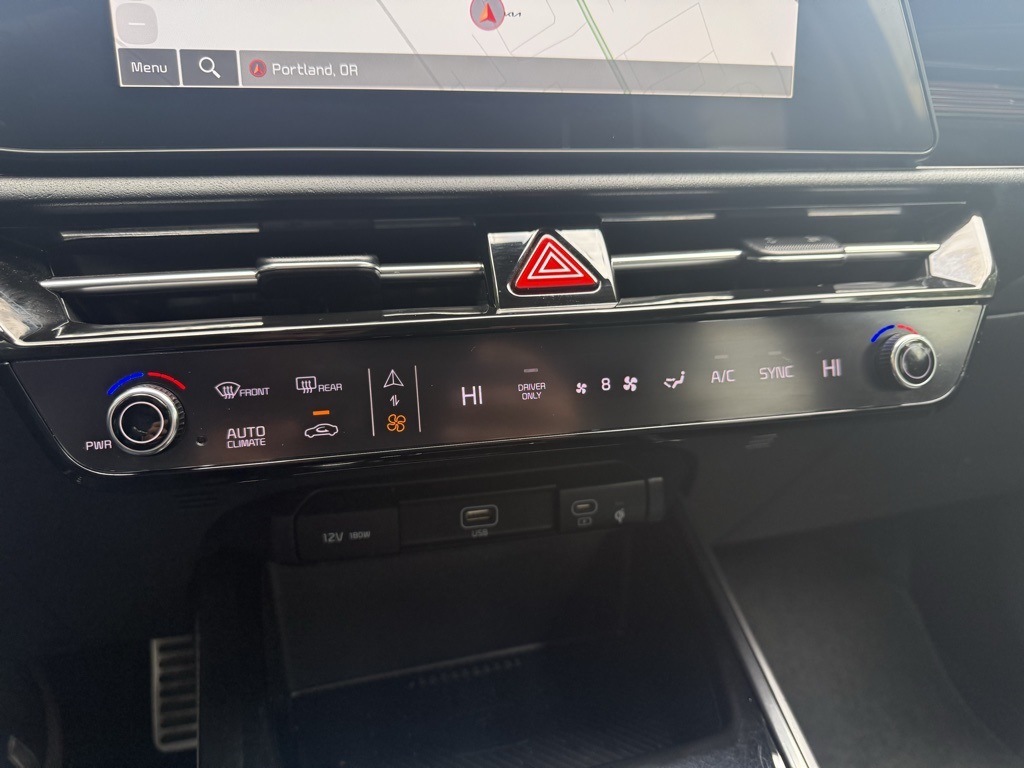 2023 Kia Niro EX Touring photo 16