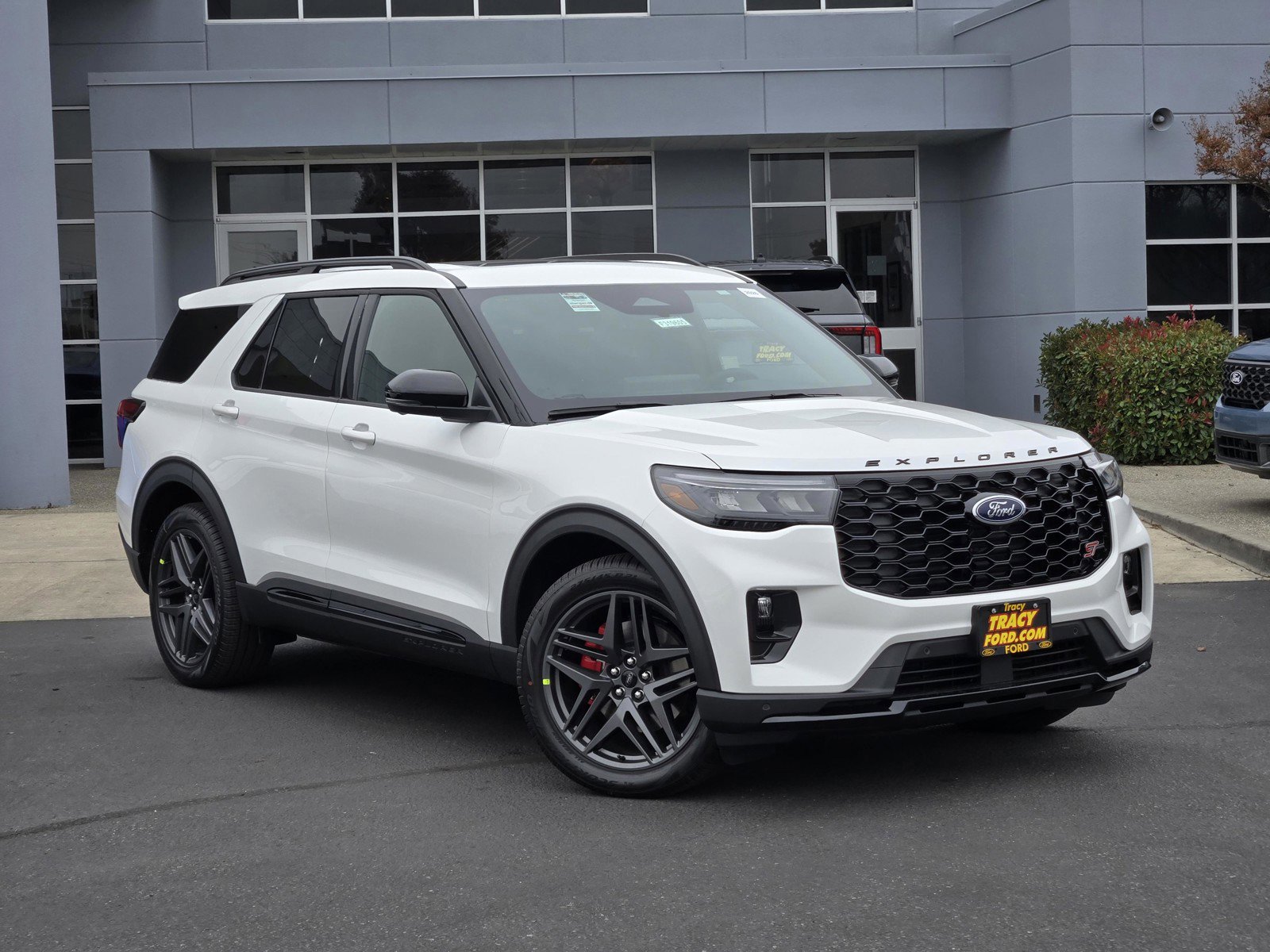 2026 Ford Explorer ST's photo