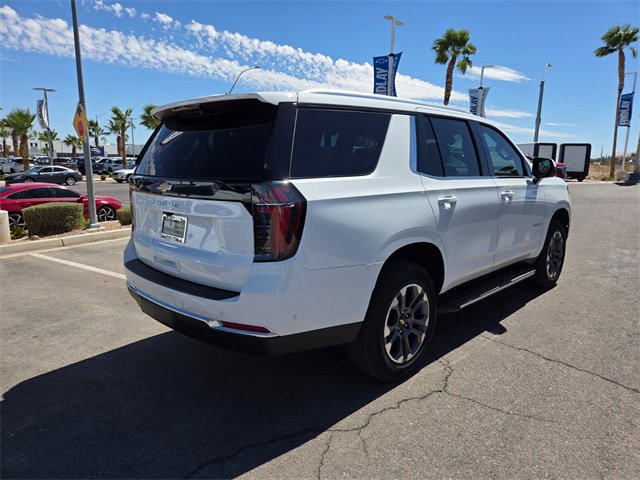 2025 Chevrolet Tahoe LS photo 4