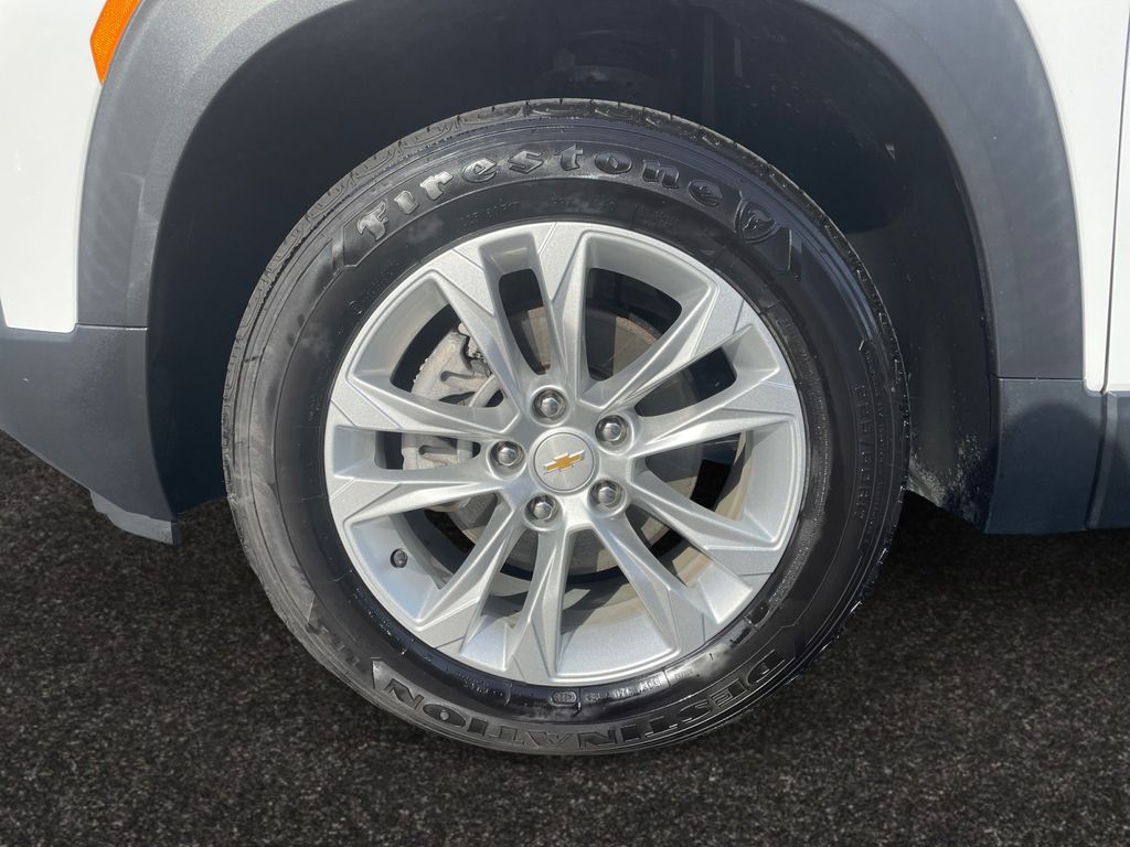 2021 Chevrolet Trailblazer LS photo 12