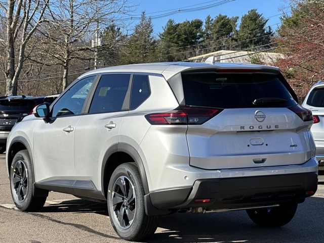 2025 Nissan Rogue SV photo 3
