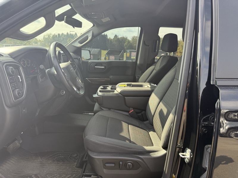 2022 Chevrolet Silverado 1500 RST photo 8