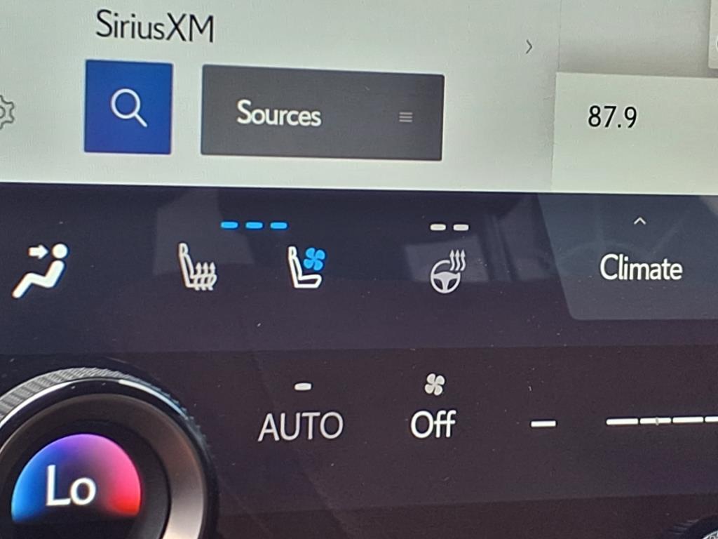 2024 Lexus GX 550 Premium photo 9