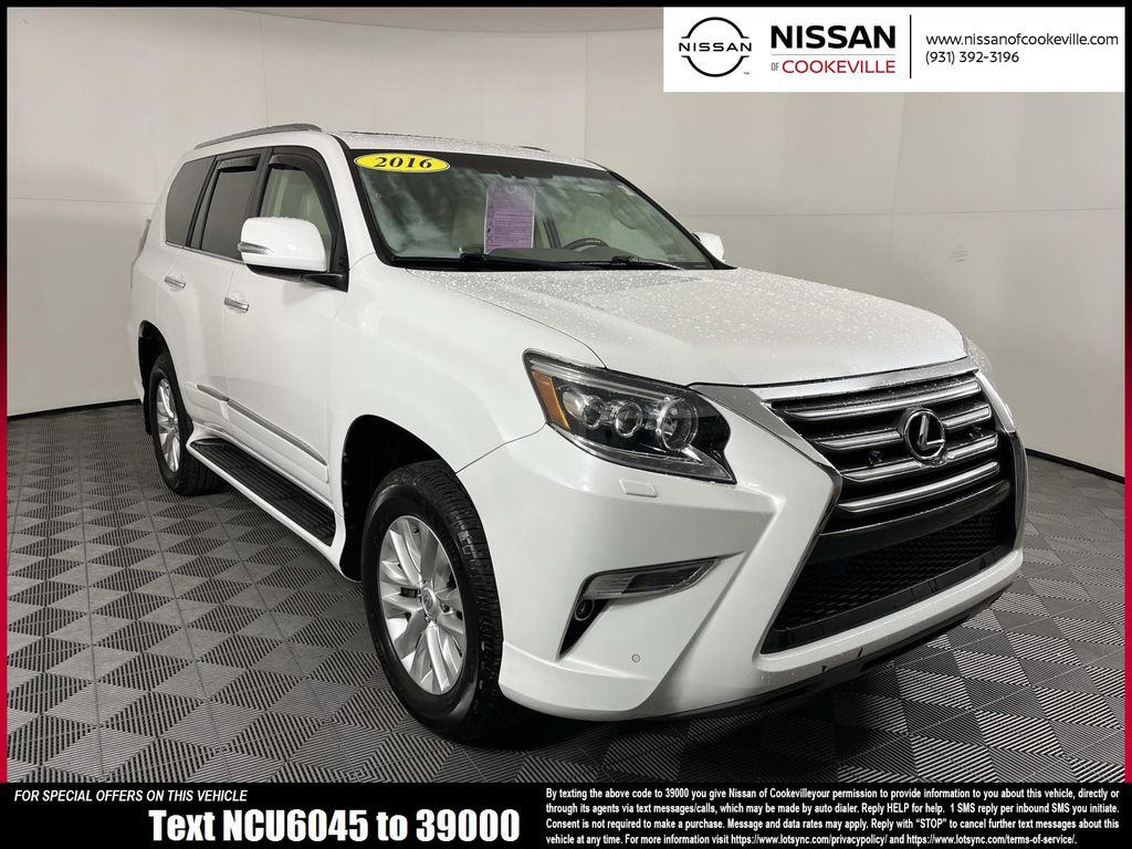 2016 Lexus GX Base's photo