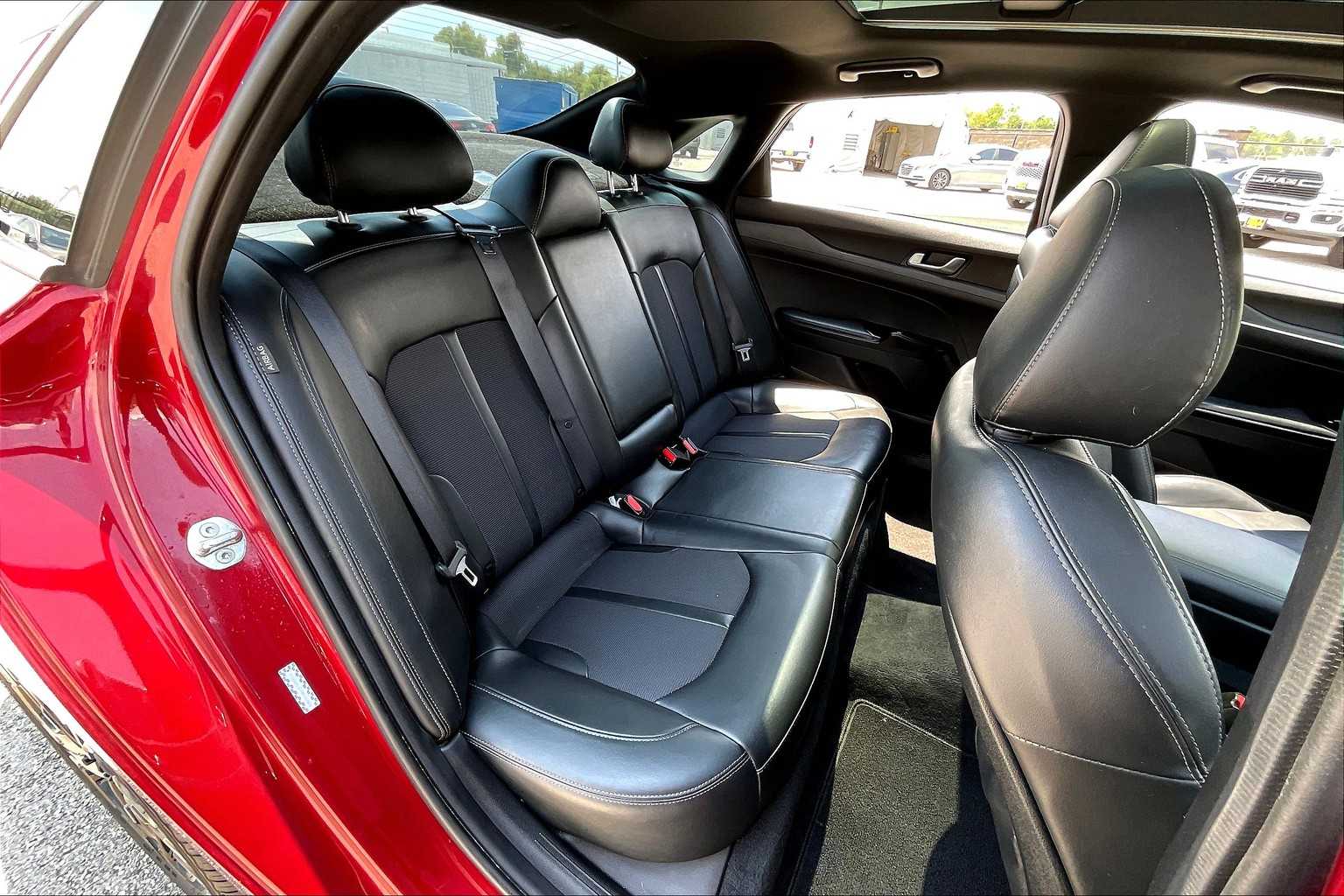 2021 Kia K5 GT-Line photo 18