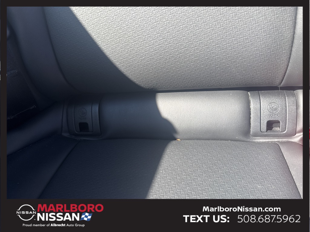 2022 Nissan Rogue SV photo 15