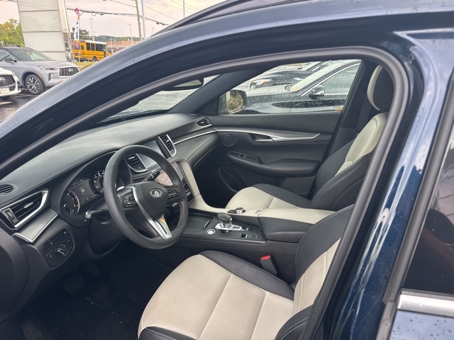 2022 Infiniti QX55 Luxe photo 13