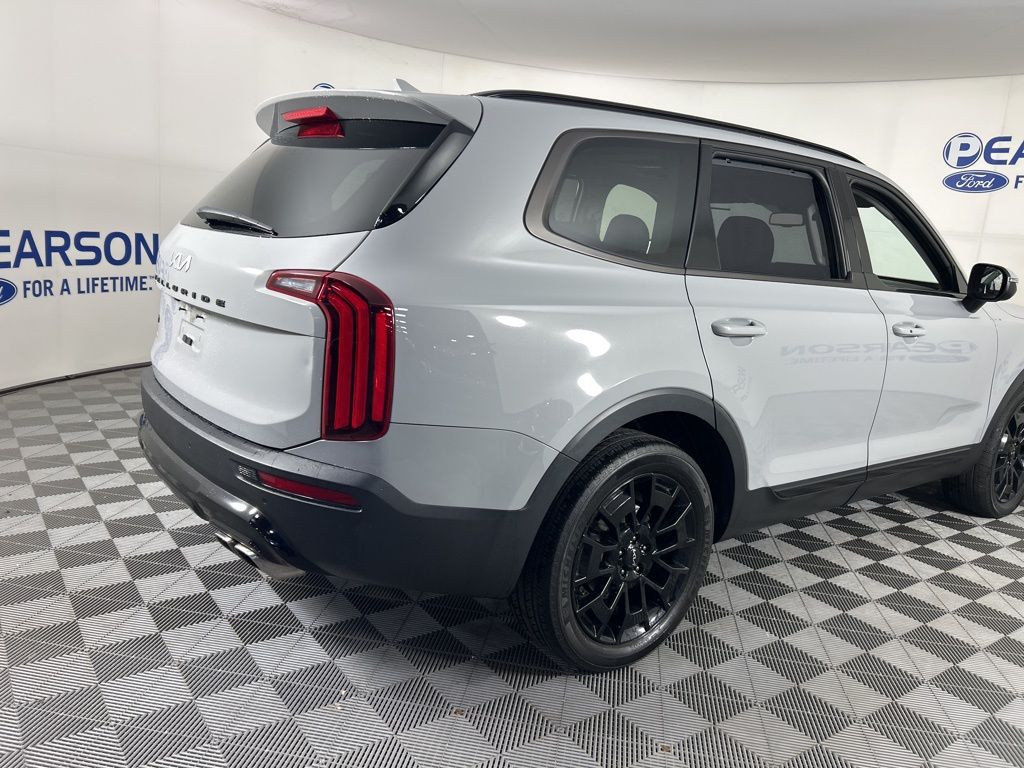2022 Kia Telluride EX photo 4