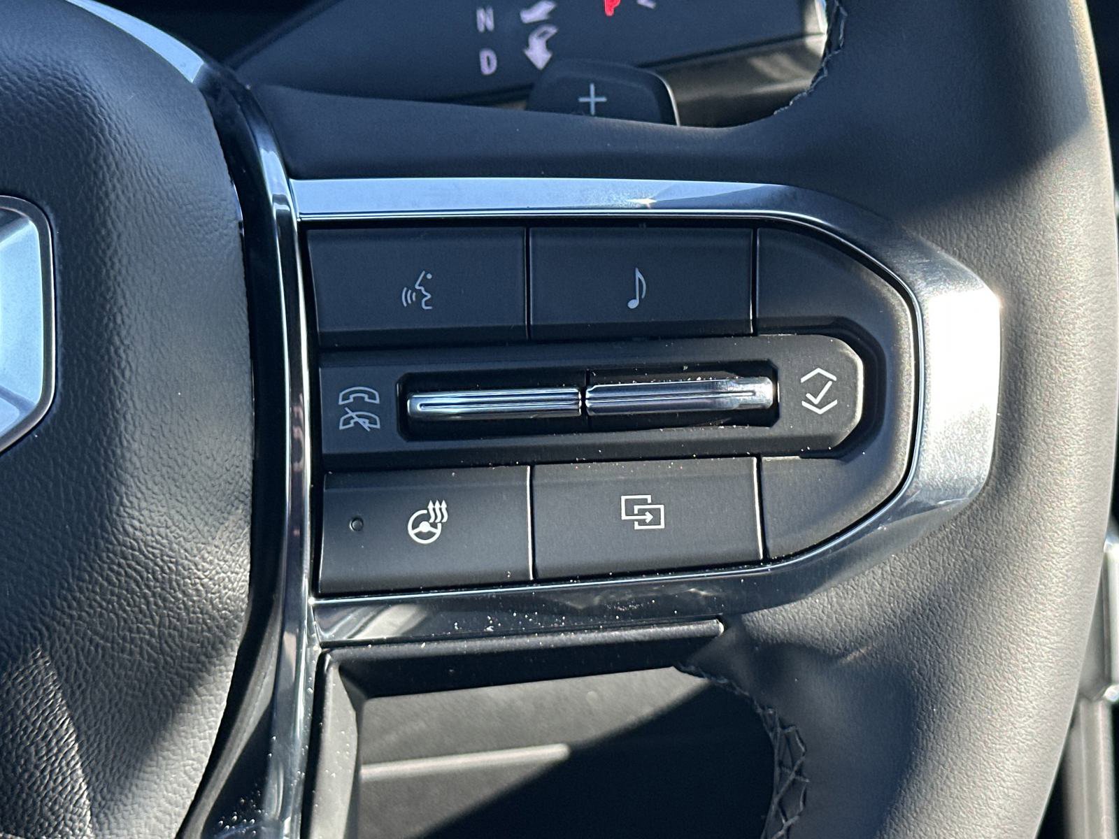 2025 Gmc Acadia Elevation photo 19
