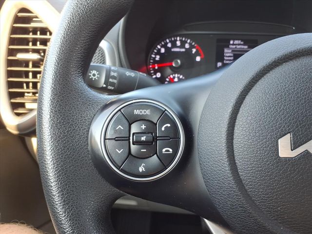 2022 Kia Soul LX photo 19