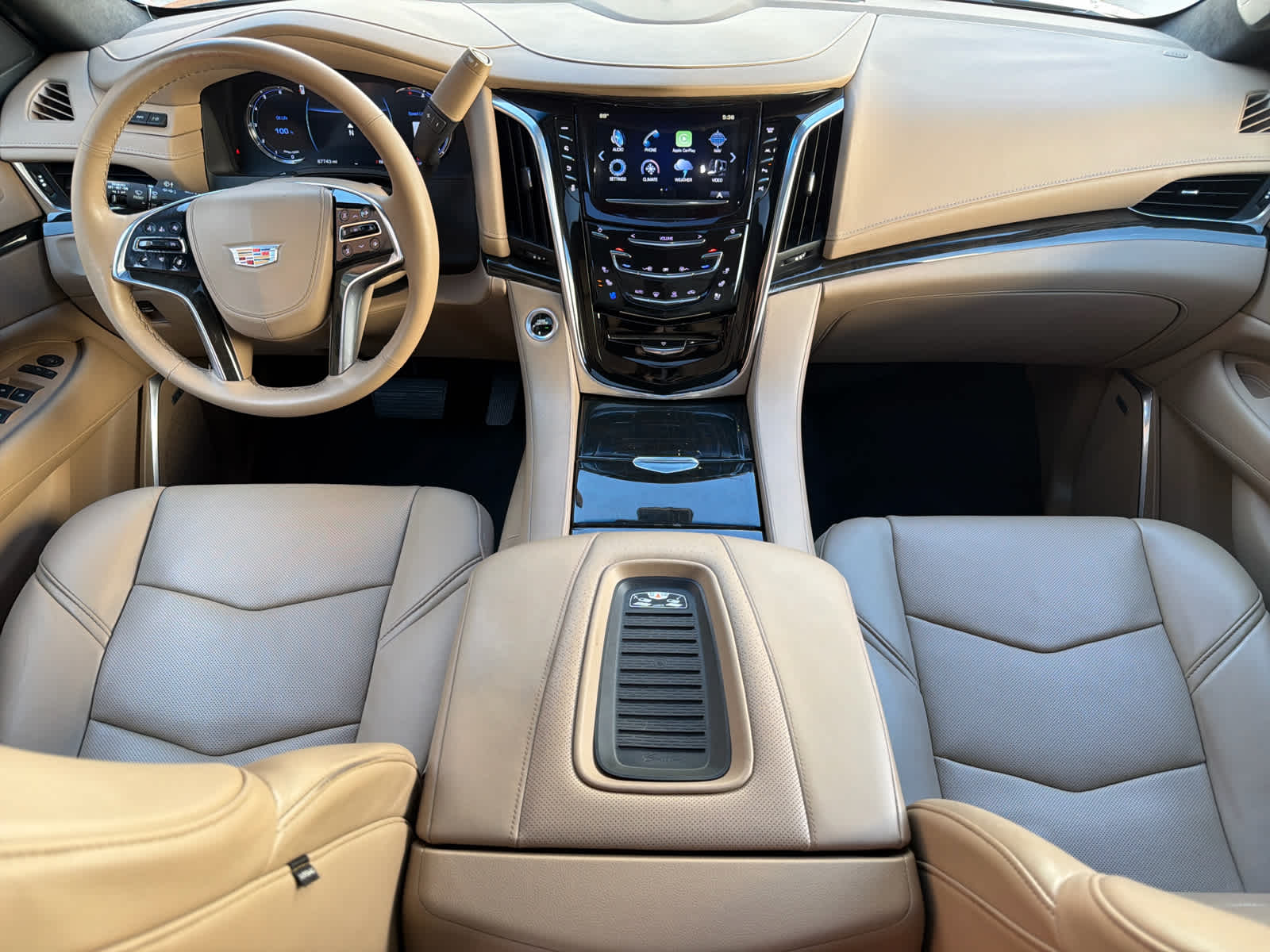 2018 Cadillac Escalade Platinum photo 13