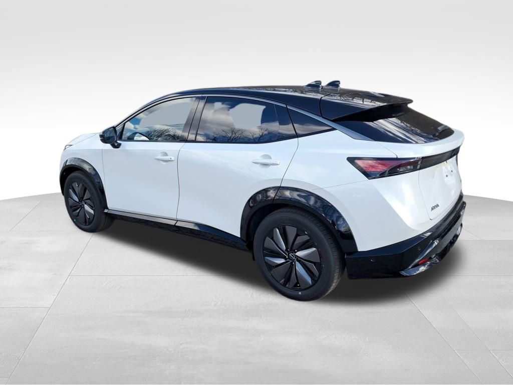 2025 Nissan ARIYA Platinum e-4ORCE photo 4