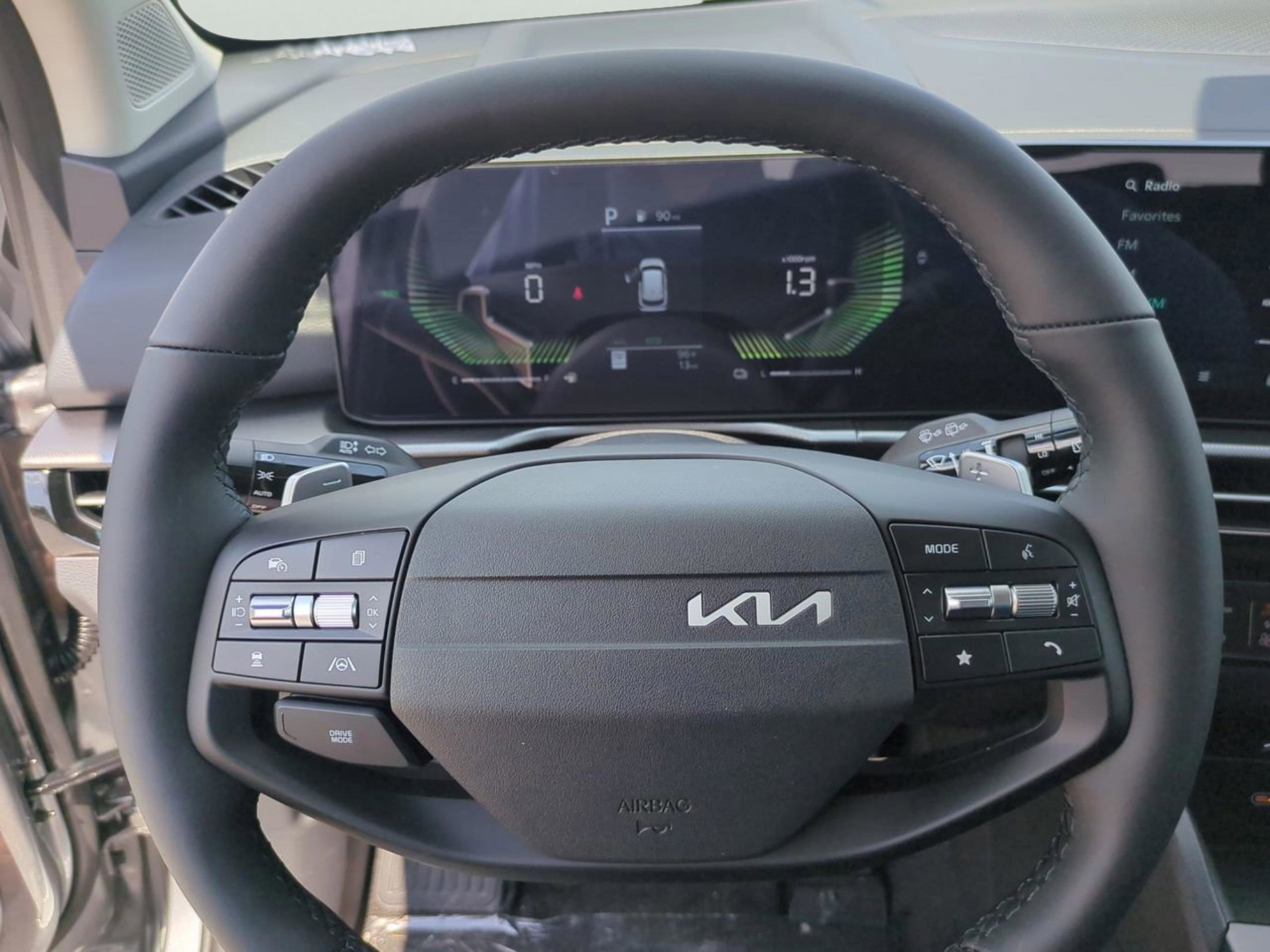 2026 Kia Sportage Hybrid LX photo 9