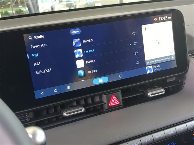 2025 Hyundai Ioniq 5 SE Standard Range photo 22
