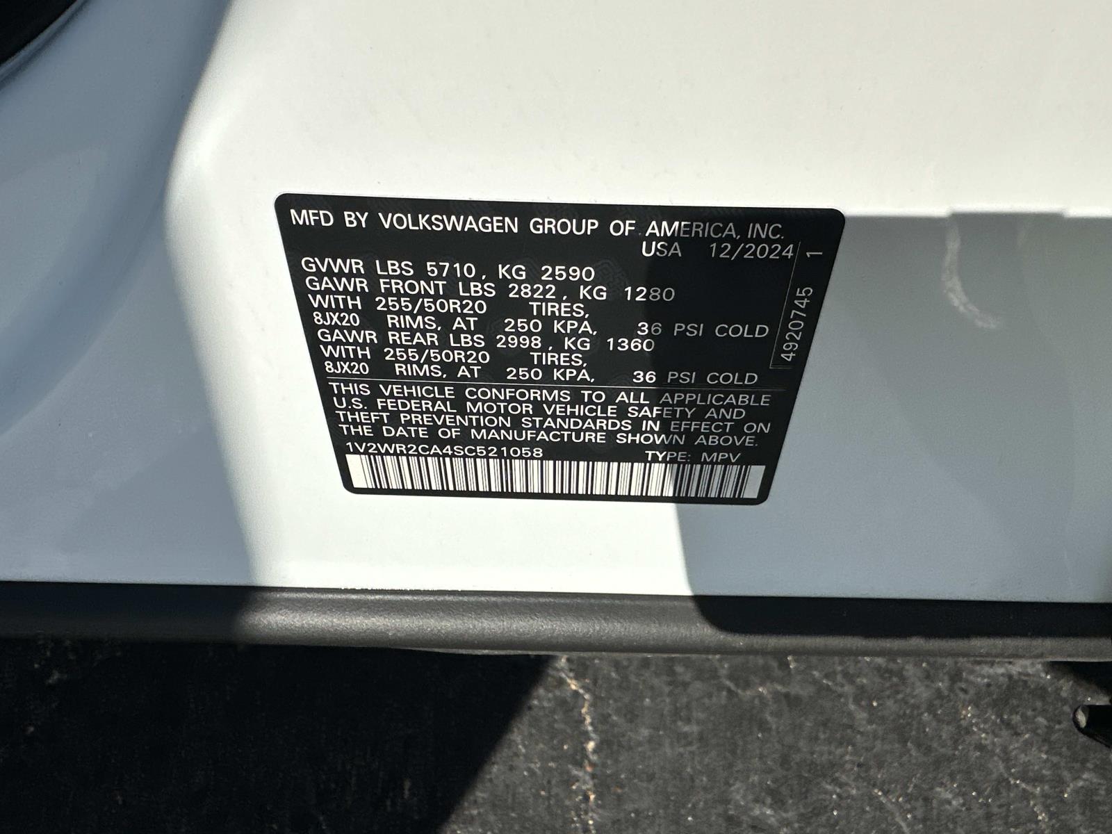 2025 Volkswagen Atlas SE Technology photo 16