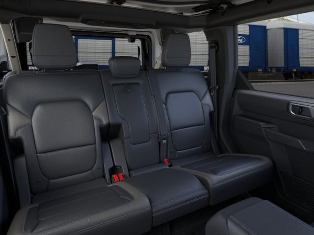 2025 Ford Bronco Outer Banks photo 9