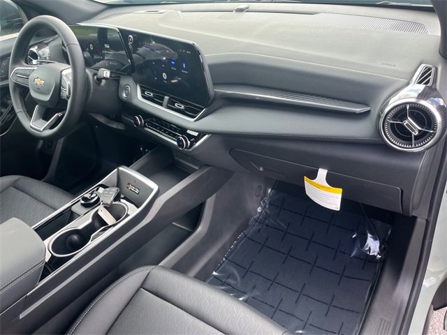 2026 Chevrolet Equinox LT photo 19
