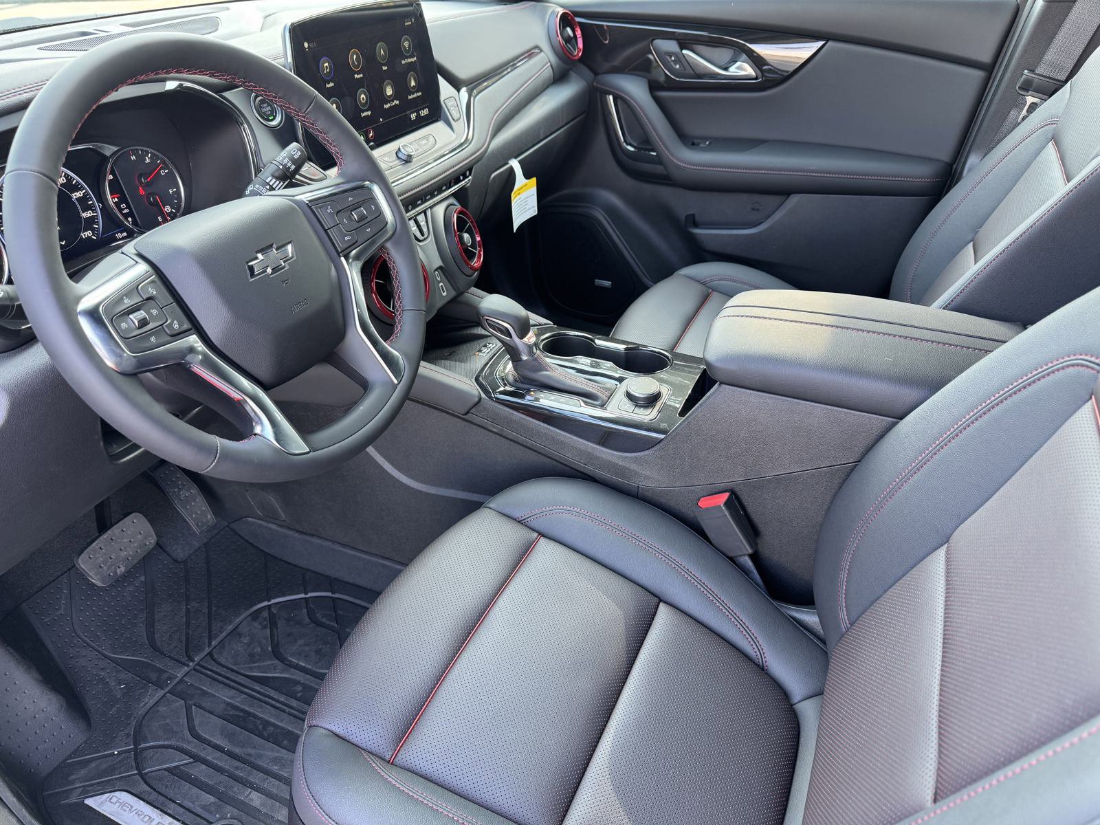 2025 Chevrolet Blazer RS photo 9