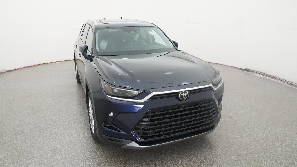 2026 Toyota Grand Highlander Platinum AWD photo 32