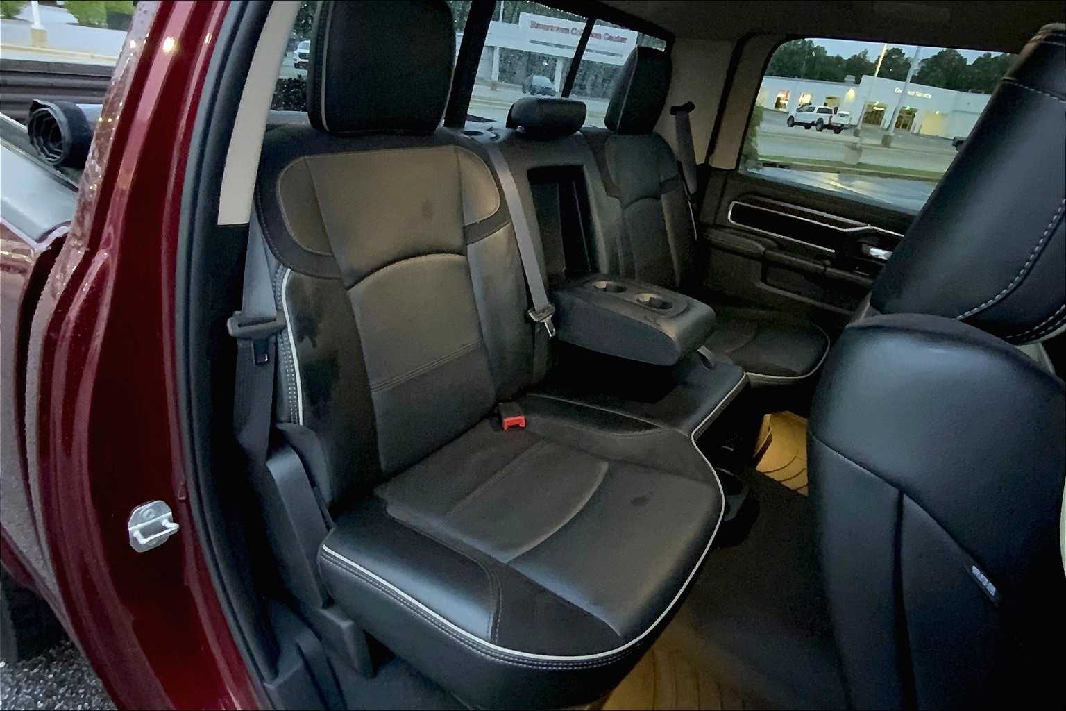 2022 Ram 2500 Laramie photo 16