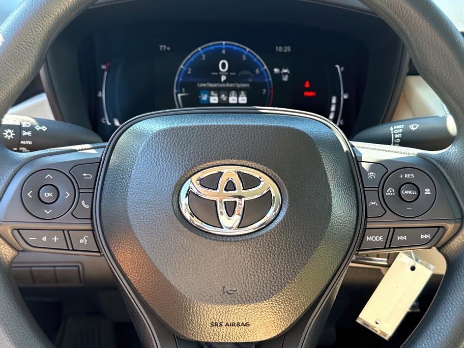 2026 Toyota Corolla LE photo 11