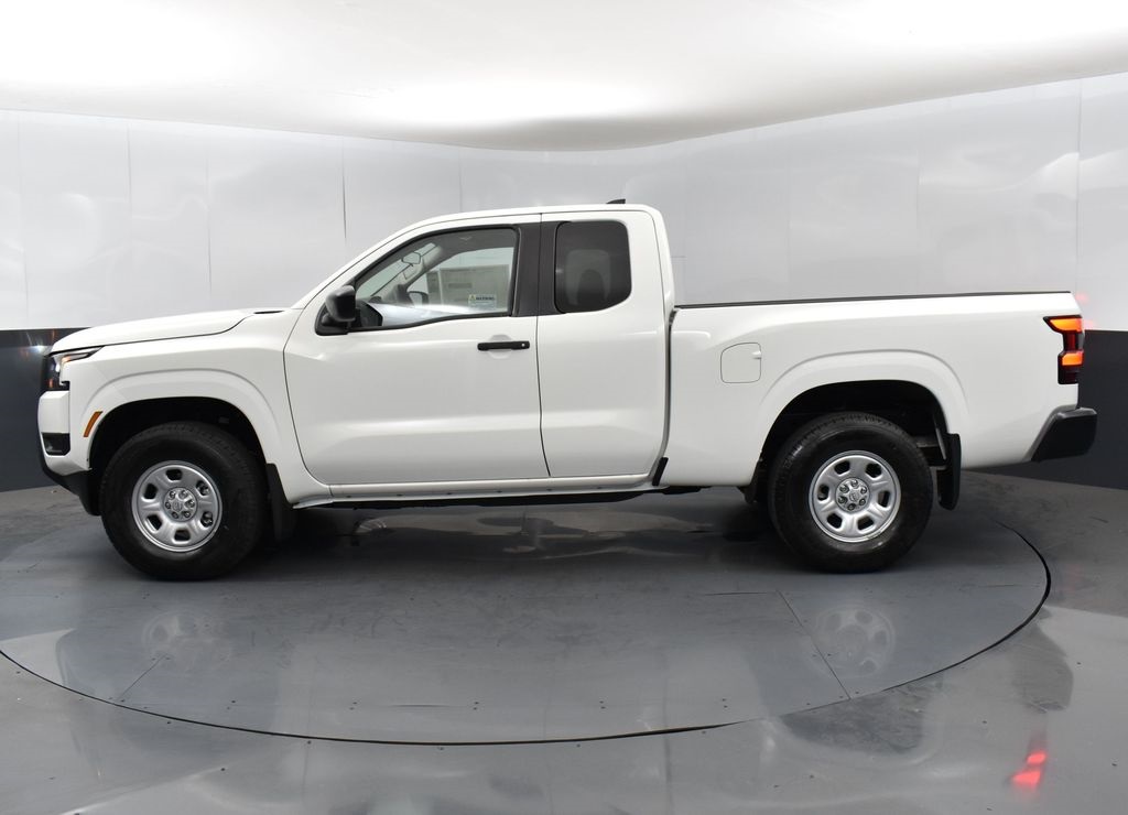 2026 Nissan Frontier S photo 4